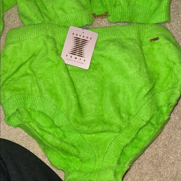 Savage X Fenty Neon Green Textured Set